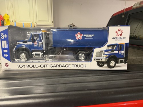 Republic services mack roll - services,