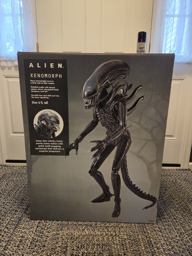 Rare alien xenomorph - rare,