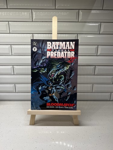 Batman versus predator - batman,