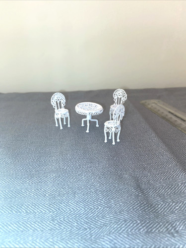 Dollhouse miniature half scale - miniature,