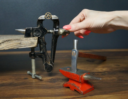Metal vise vintage - vise,,