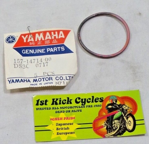 Nos yamaha muffler joint - yamaha,