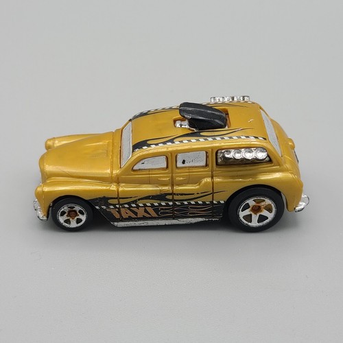 Hot wheels cockney cab - hot,