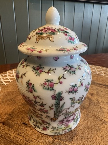 Chinese porcelain ginger - , jar