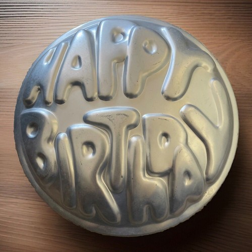 Vintage wilton 1975 - 1975, happy