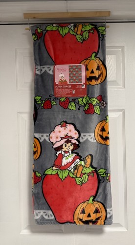Strawberry shortcake halloween - shortcake,