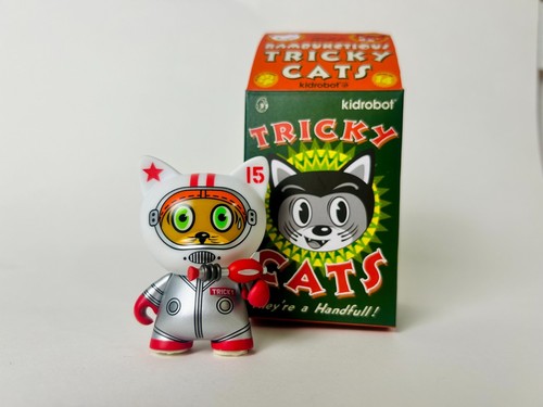 Kidrobot rambunctious tricky - kidrobot,