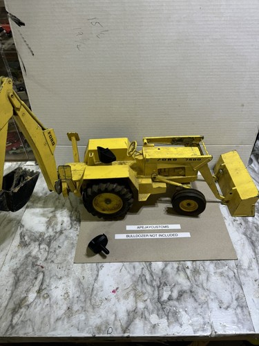 New seat for ertl 12 - 1/12, scale