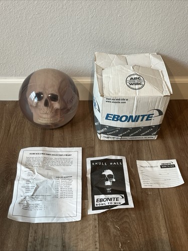 Original ebonite skull - skull, bowling