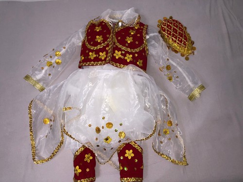 Albanian traditional folk - traditional,