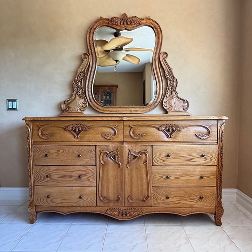 Oakwood interiors versailles - oakwood,