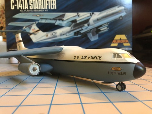 Aurora 141a starlifter or - c-141a,