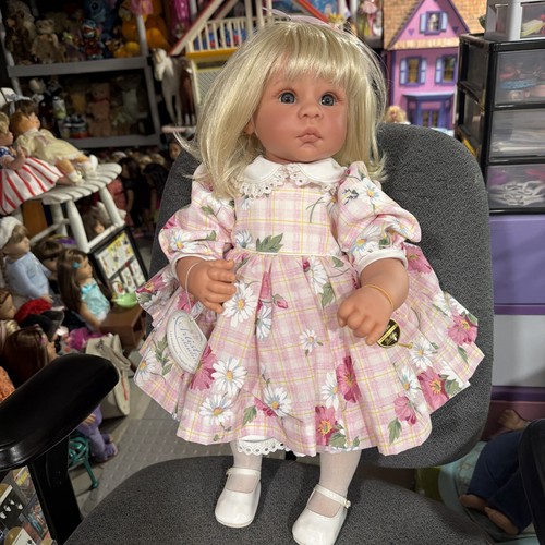 Lee middleton doll - middleton, todler