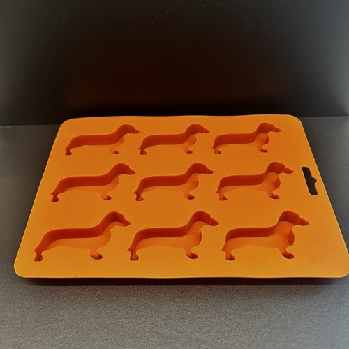 Dachshund ice cube tray - dachshund,