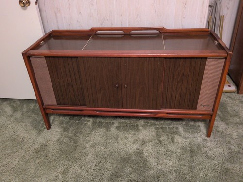 Vintage magnavox stereo - magnavox,