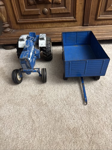 Ford 8600 farm toy - , in