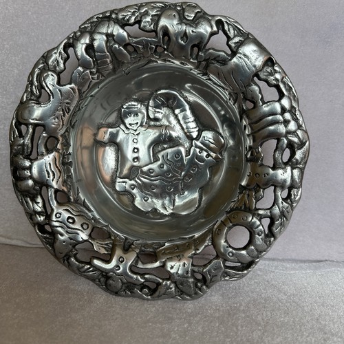 Pewter silver tone - pewter,