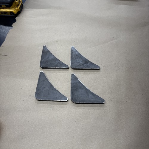 Steel curved gussets - (4, pack)