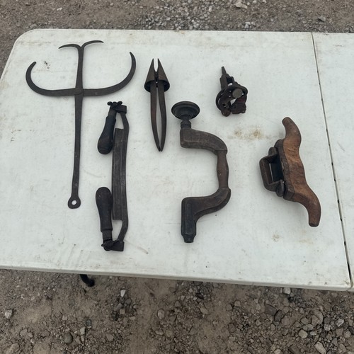 Lot antique hand tools - of,
