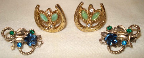 Gold tone lucky horseshoe - gold,