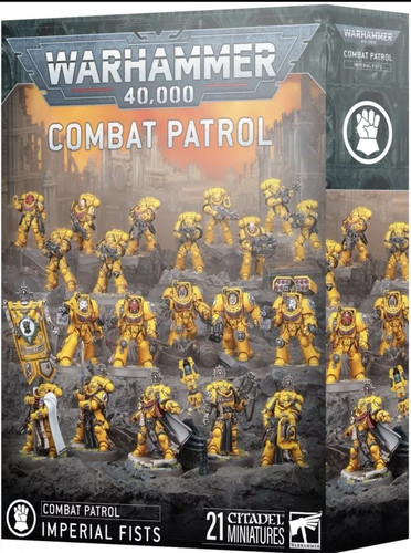 Imperial fists combat - fists,