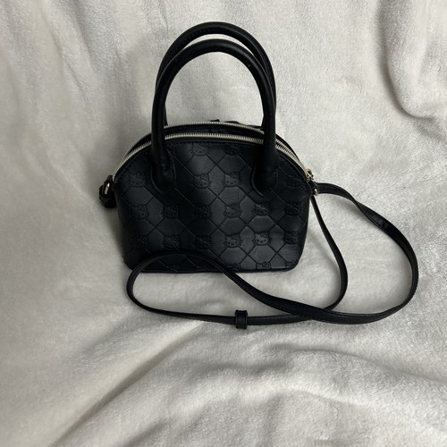 Forever hello kitty purse - 21,