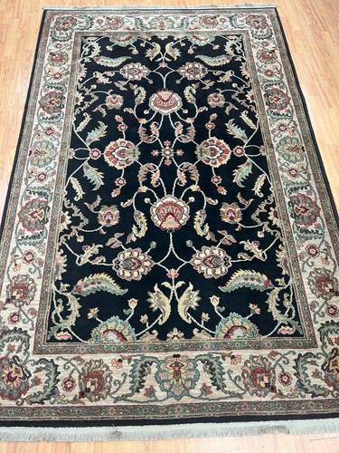 Karastan agra design - 5'9",