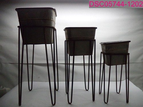 Set square bins with - 3,