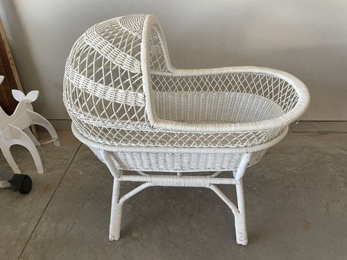Wicker basket bassinet - wicker,
