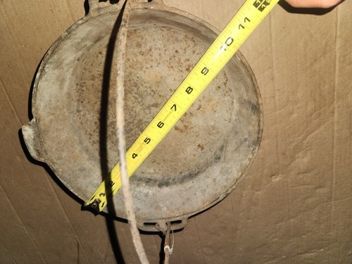 Cast iron pot or scotch - cast,