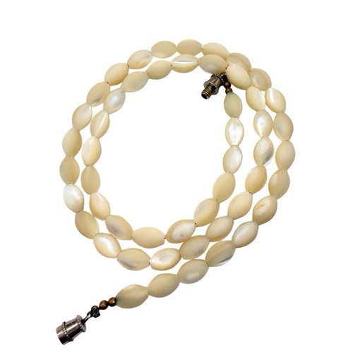 Vintage mother pearl bead - of,