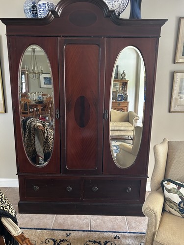 French armoire antique - , vintage