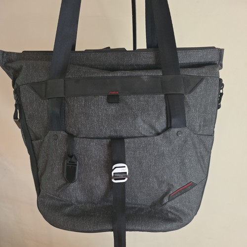 Peak design everyday - design,