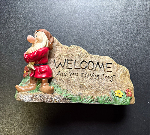 Disney dopey small resin - disney,