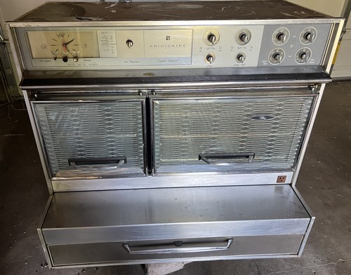 Vtg 1960 frigidaire flair - 1960’s,