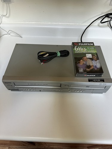 Sanyo dvw 7200 dvd vcr - sanyo, combo