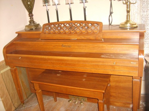 Currier spinet key - currier, 88