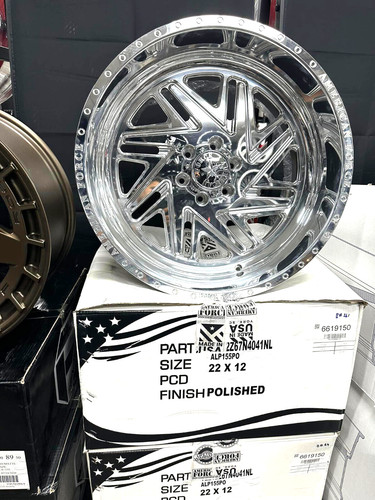 New 22x12 american force - new,