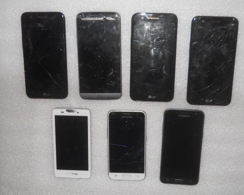 Lot cell phones is for - is,