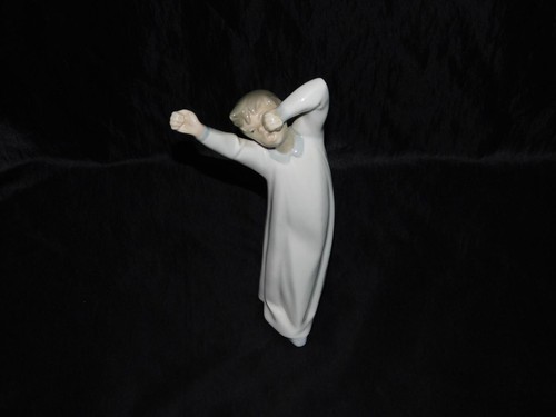 Vintage lladro yawning boy - vintage,