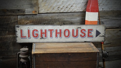 Directional arrow lighthouse - directional,