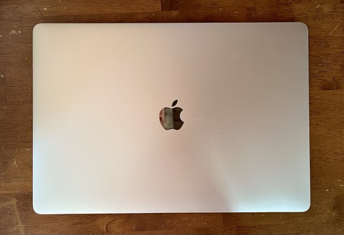 Apple macbook pro retina a1990 - pro,