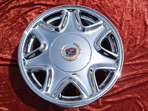 Cadillac chrome wheels - 4,