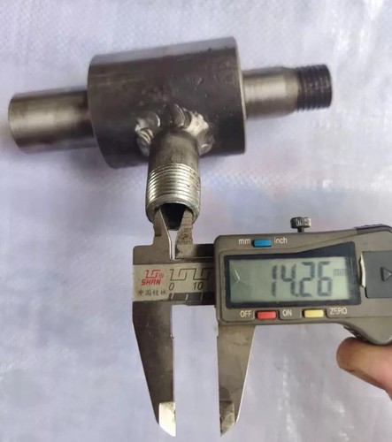 Well drilling rig drill - well,