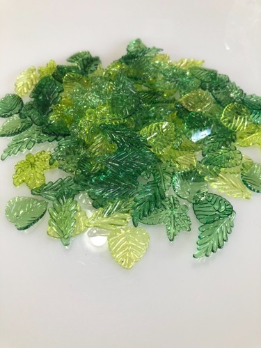 Mix green leaf acrylic - acrylic, beads