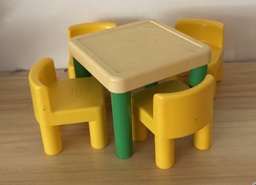 Vintage little tikes dollhouse - little,