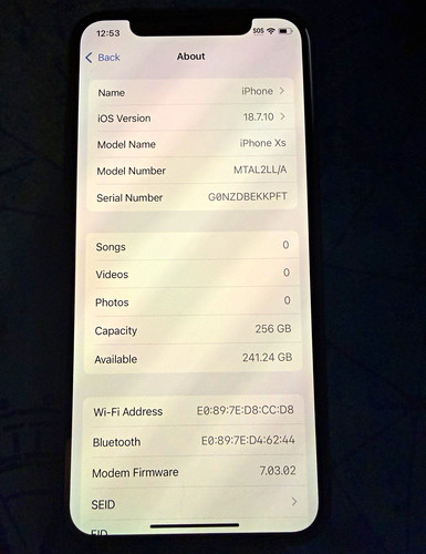 Apple iphone unlocked - xs,