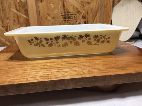 Vtg pyrex baking dish - vtg, 575-8