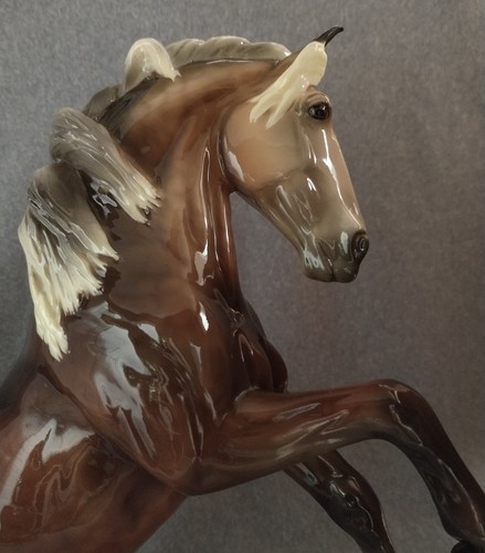 Breyer carmen glossy - breyer,