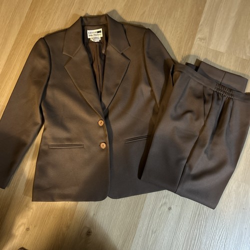 Leslie faye haberdashery - leslie,
